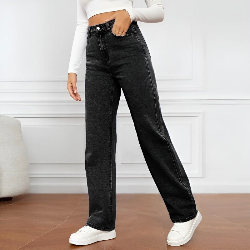 Amore High Rise '90s Straight Jeans