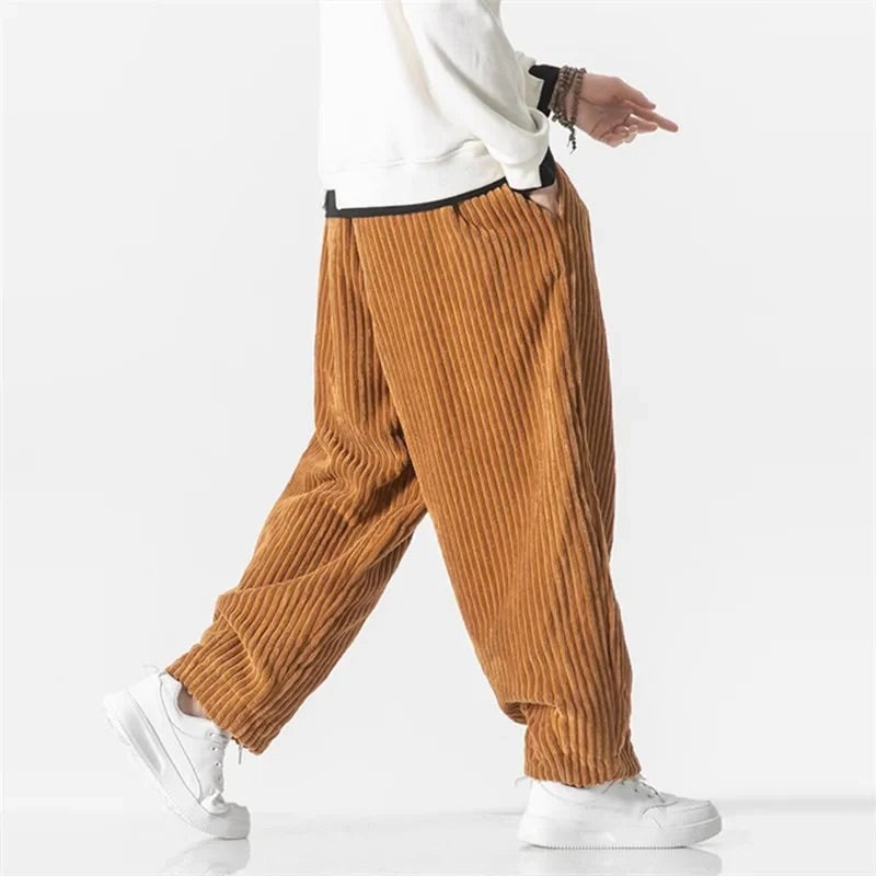 Comodo Corduroy Pants